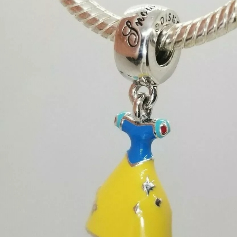 Pandora Snow White dress and Murano set. - Picture 2 of 8